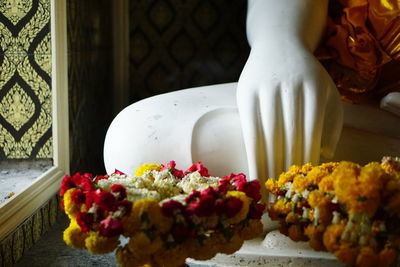 Close-up of flowers in vase on table