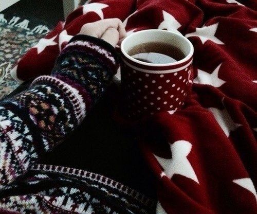 indoors, still life, freshness, close-up, high angle view, table, coffee cup, food and drink, flower, drink, no people, design, refreshment, floral pattern, pattern, cup, saucer, coffee - drink, variation, art and craft