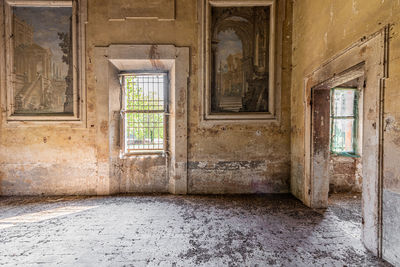 Abandoned villa