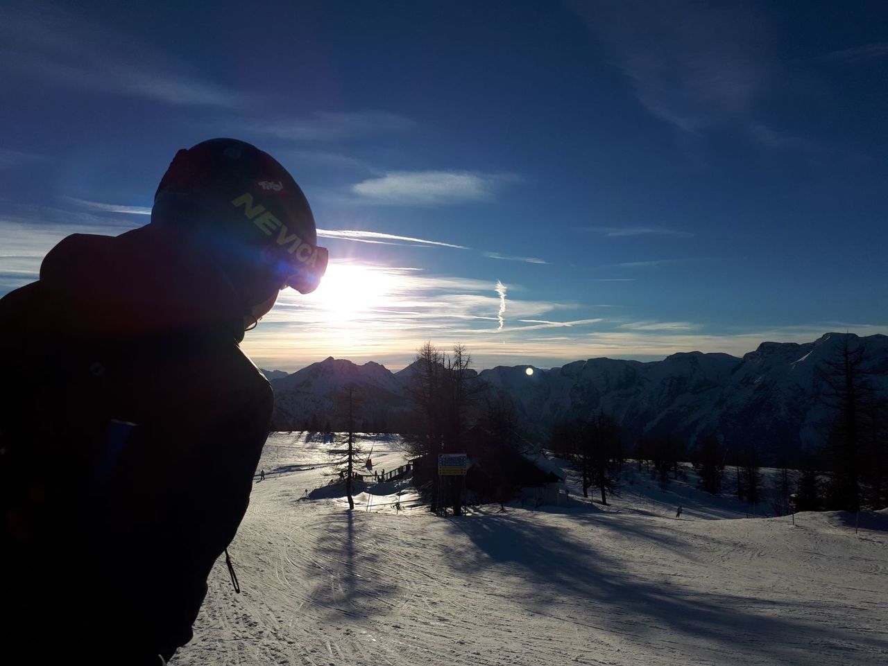 SCENIC VIEW OF SNOW COVERED MOUNTAIN