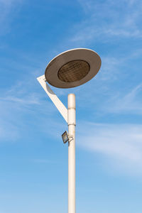 Led lighting pole new technoly of lighting system with blue sky on outdoor street walkway.