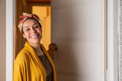 Portrait of a smiling young woman