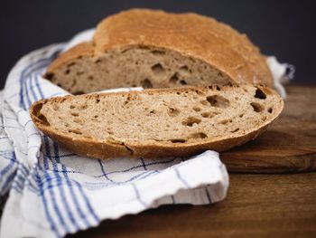 Close-up of bread on cutting board