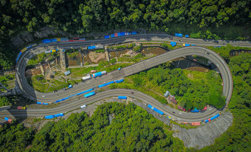 Kelok 9 or kelok sembilan is a winding road section located west sumatra.