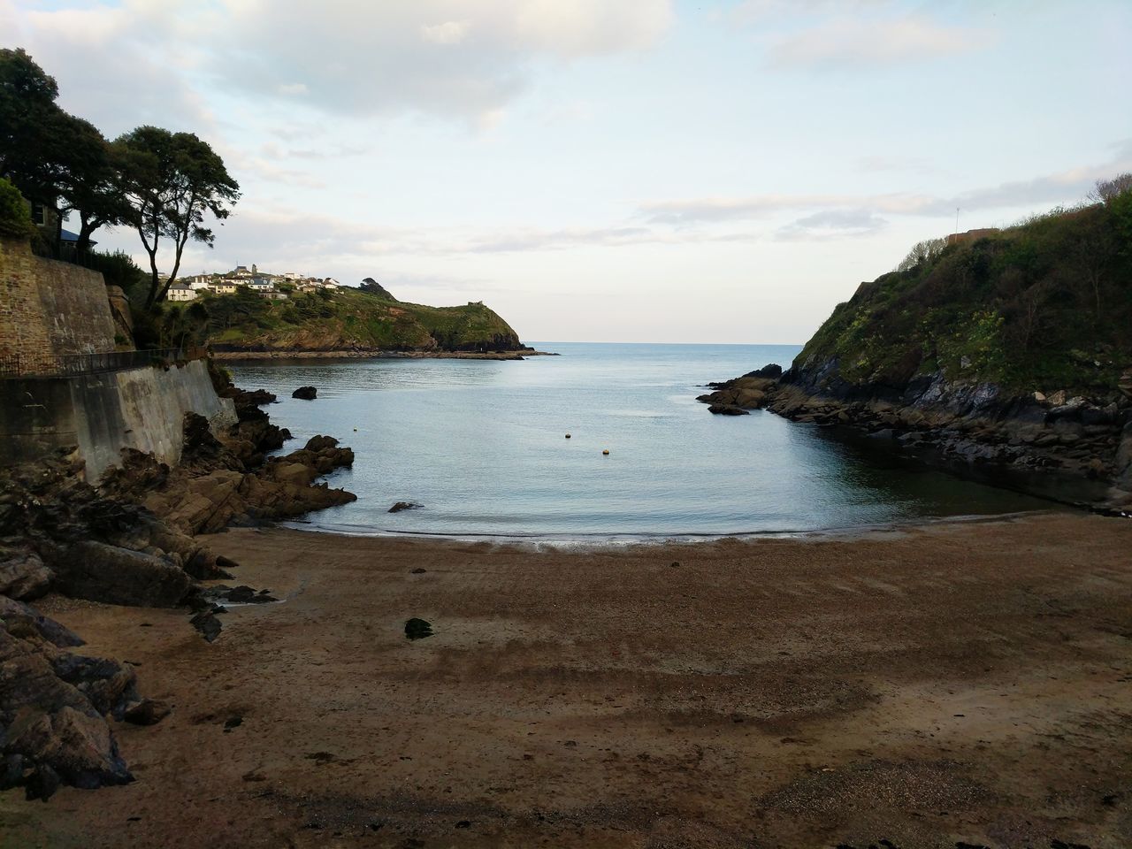 sea, beach, water, sky, horizon over water, nature, beauty in nature, scenics, sand, cloud - sky, outdoors, no people, tree, day