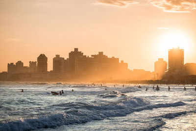 Surfing silhouettes