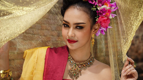 Portrait of beautiful young woman