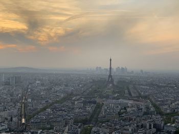 Aerial view of buildings in city