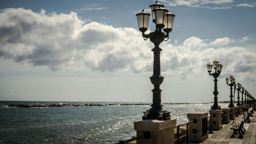 A lamp on the promenade