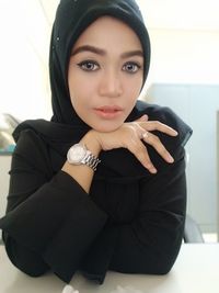 Portrait of a young woman