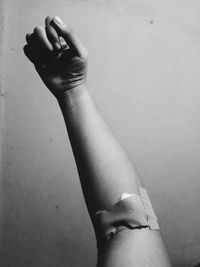 Low section of woman legs