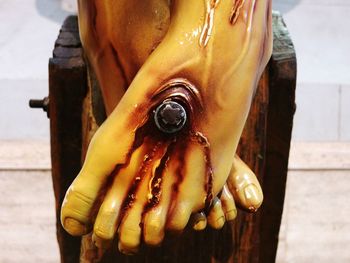 Close-up of woman hand