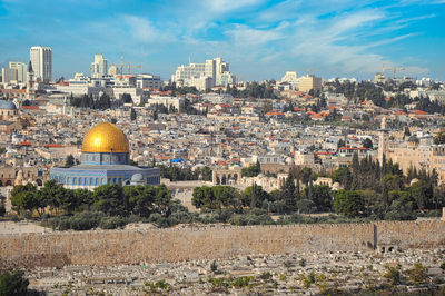 View of the old city of jerusalem from the mount of olives, jerusalem, israel