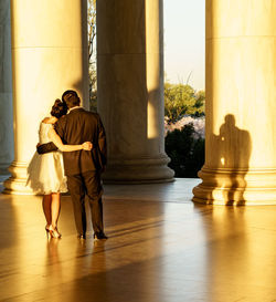 Shadow of couple on jefferson memorial column