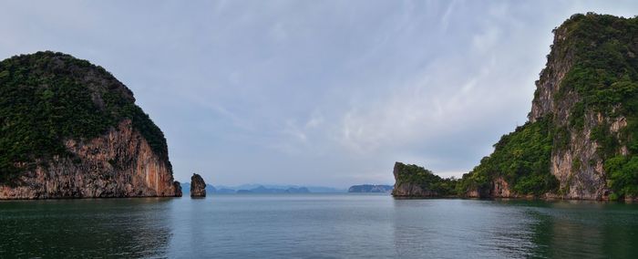 Panoramic view of sea against sky