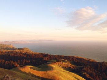 Scenic view of sea from mt tamalpais against sky