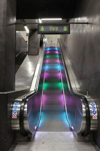 Subway escalator 