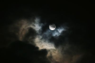 Low angle view of moon in sky