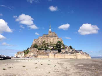 Le mont-saint-michel