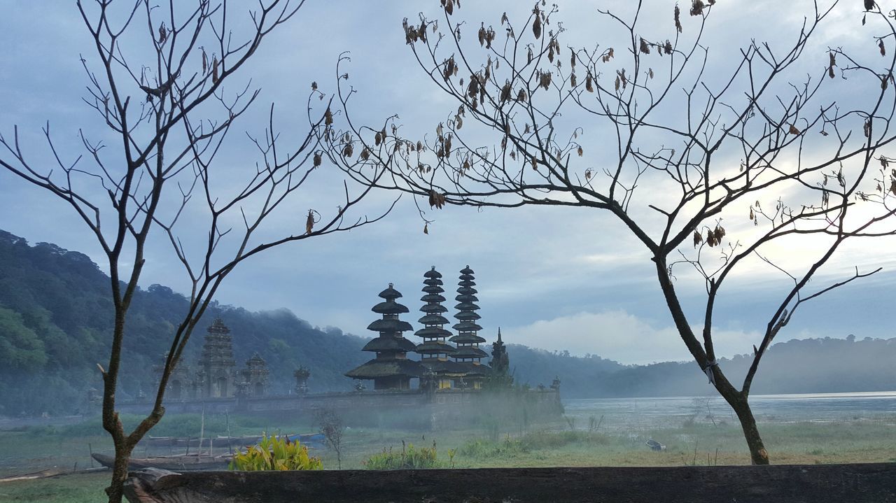 Pura ulun danu tamblingan