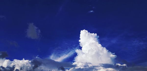 Low angle view of clouds in sky