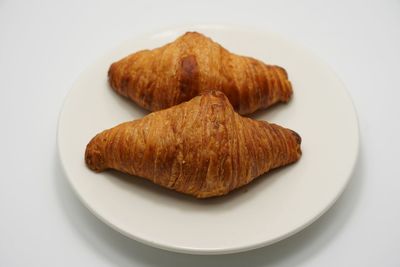 Close-up of bread in plate