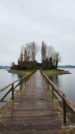 Aucar island or island of sailing souls is a beautiful place on chiloé, it is located on quemchi.