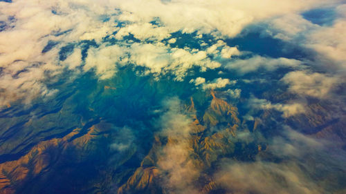 Low angle view of cloudy sky