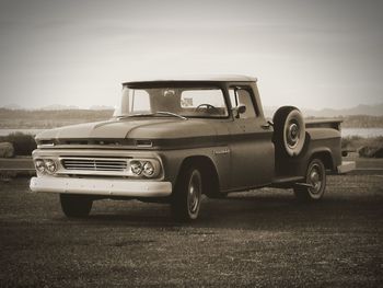 Vintage car against sky