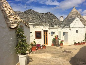 Trulli white houses