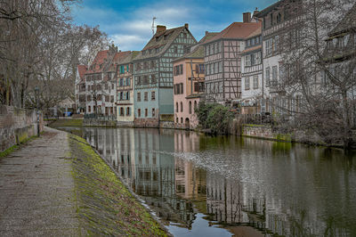 Bridge over river in city