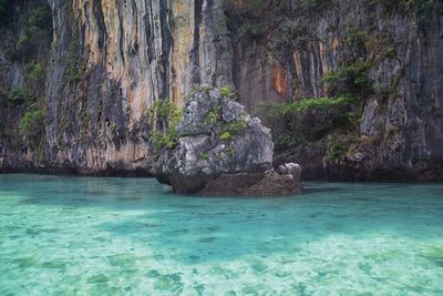 Scenic view of rocks in sea