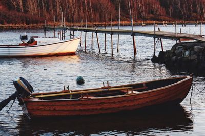 Boat moored in river