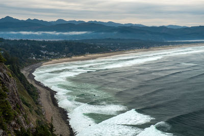 A view of the pacific coast from the air at neahkahnie viewpoint, oregon coast