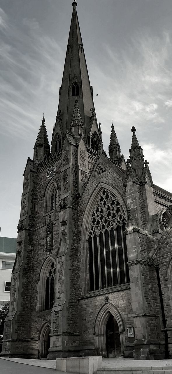 LOW ANGLE VIEW OF CATHEDRAL AGAINST SKY