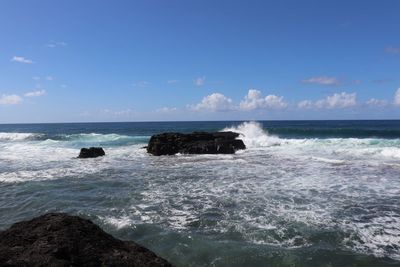 Scenic view of sea against sky mauritius