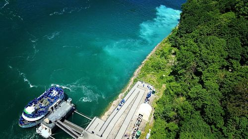 Ferry in niagara falls water