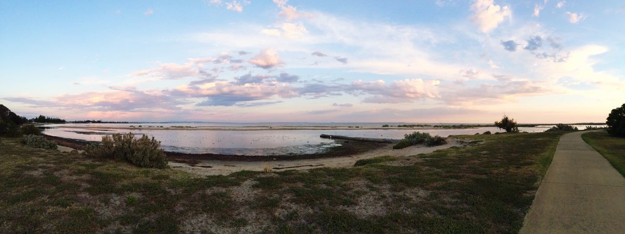 water, sea, sky, horizon over water, tranquil scene, scenics, tranquility, beauty in nature, beach, cloud - sky, shore, nature, sunset, idyllic, cloud, incidental people, cloudy, panoramic, outdoors, coastline