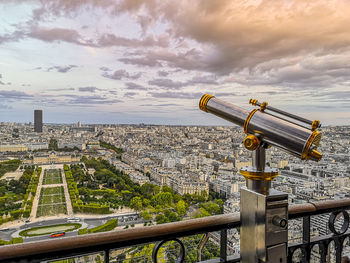 Aerial view of paris cityscape against sky