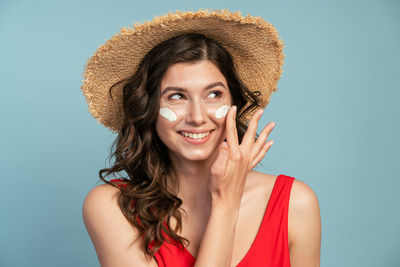 Portrait of a smiling young woman