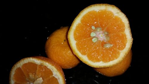 Close-up of lemon slices