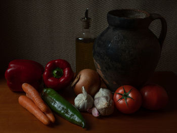 Close-up of fruits and vegetables on cutting board