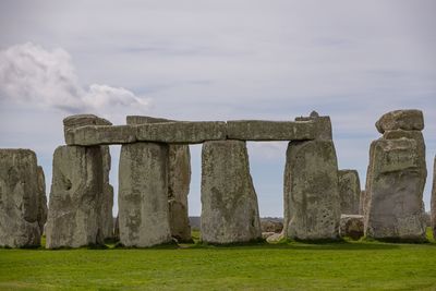 Scenic view of stonehenge heritage