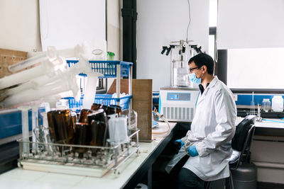 Male scientist working in the laboratory