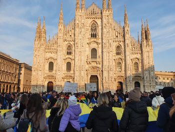 People in front of cathedral