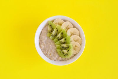 Directly above shot of fruit slices in bowl