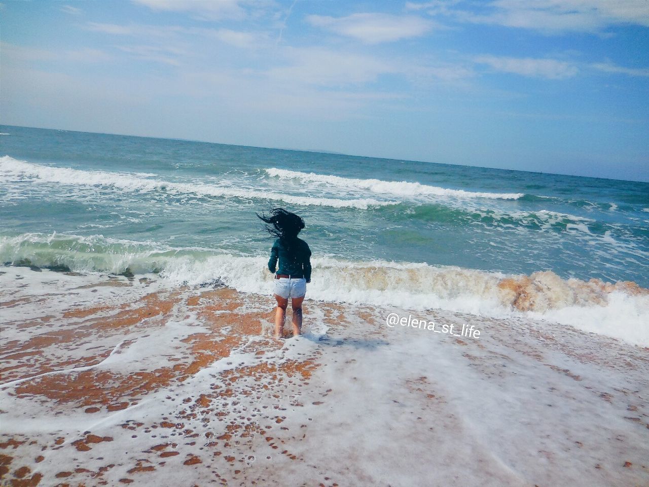 sea, beach, horizon over water, full length, shore, water, sand, rear view, sky, lifestyles, leisure activity, standing, walking, casual clothing, wave, tranquil scene, vacations, tranquility