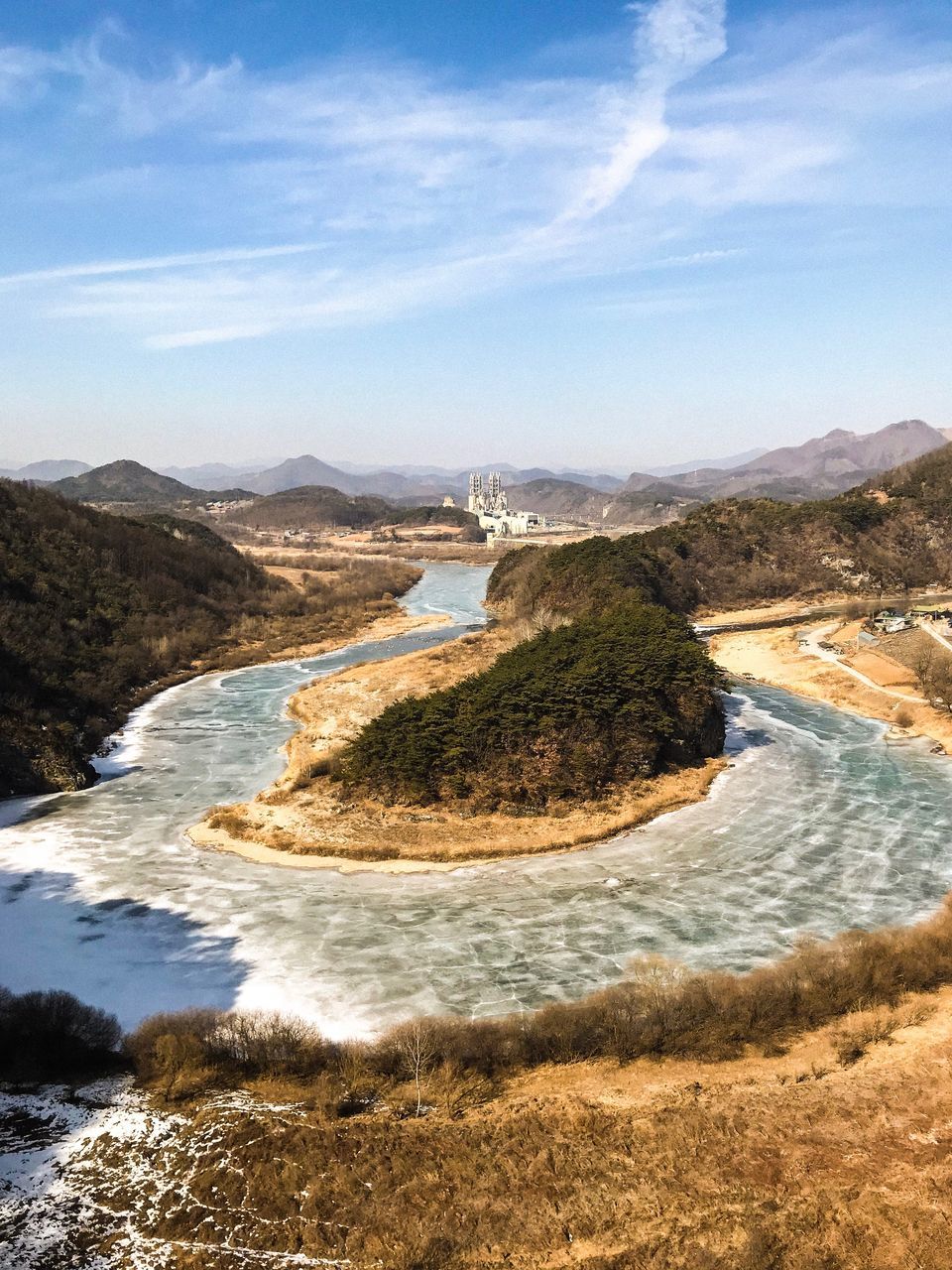 water, sky, cloud - sky, beauty in nature, mountain, nature, no people, scenics - nature, sea, day, land, beach, aquatic sport, motion, outdoors, tranquil scene, sport, environment, flowing water, power in nature