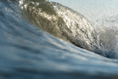 wave