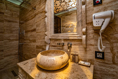 Text on wall at home